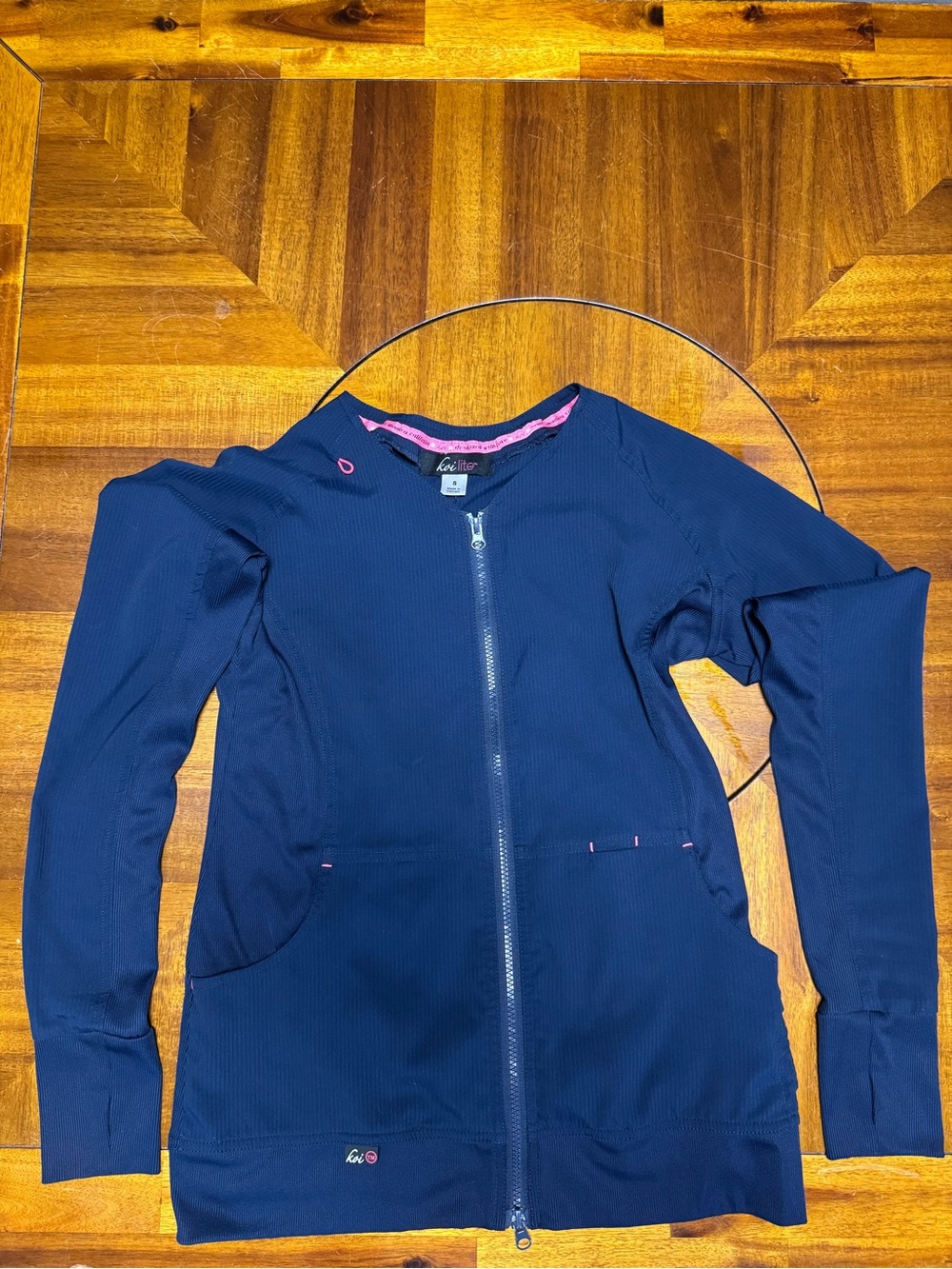 Koi lite Women's Navy Zip-Front scrub Jacket with Subtle Pink Trim